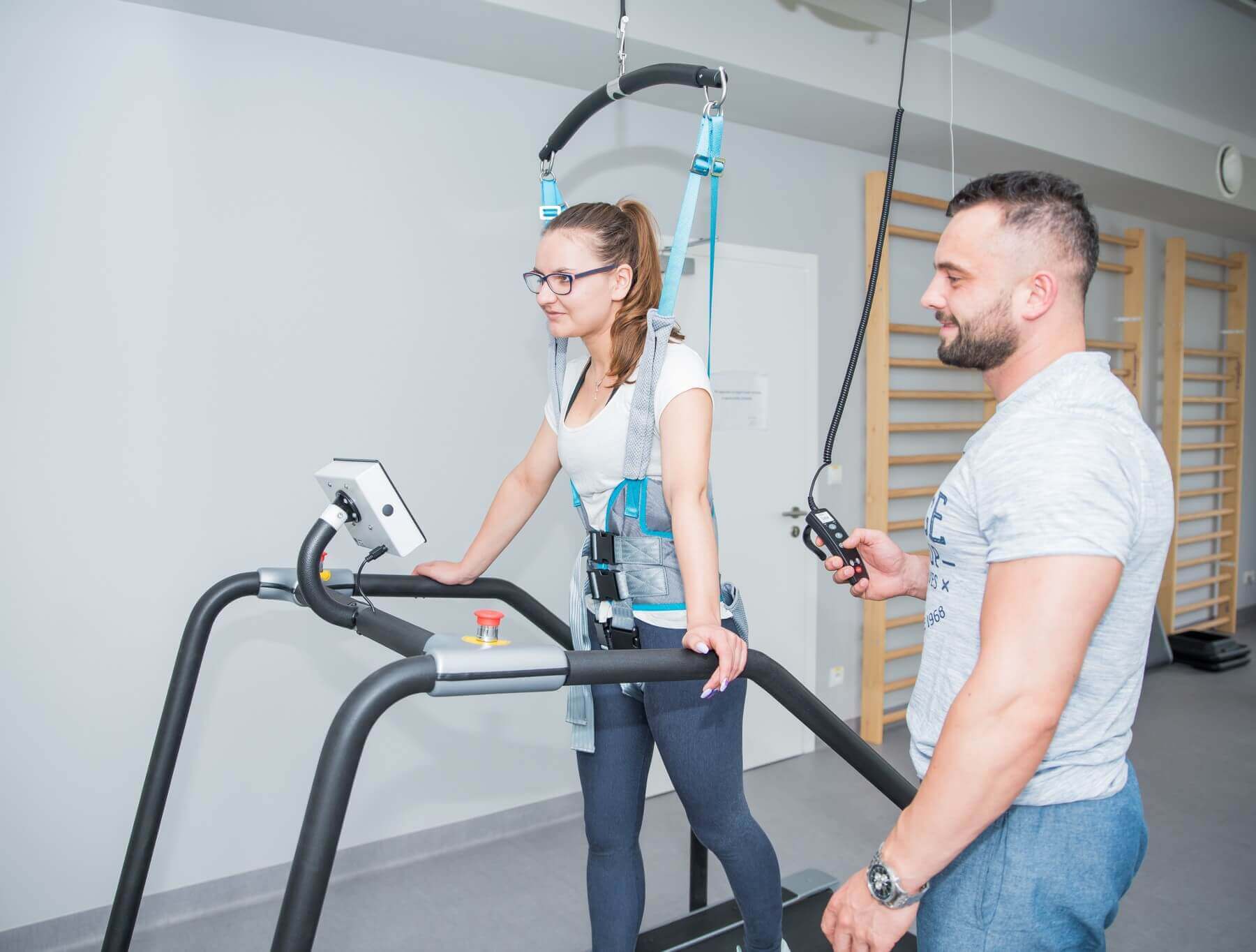 urządzenie do ćwiczeń w odciążeniu Ergo Trainer Winncare rehabilitacja chodu
