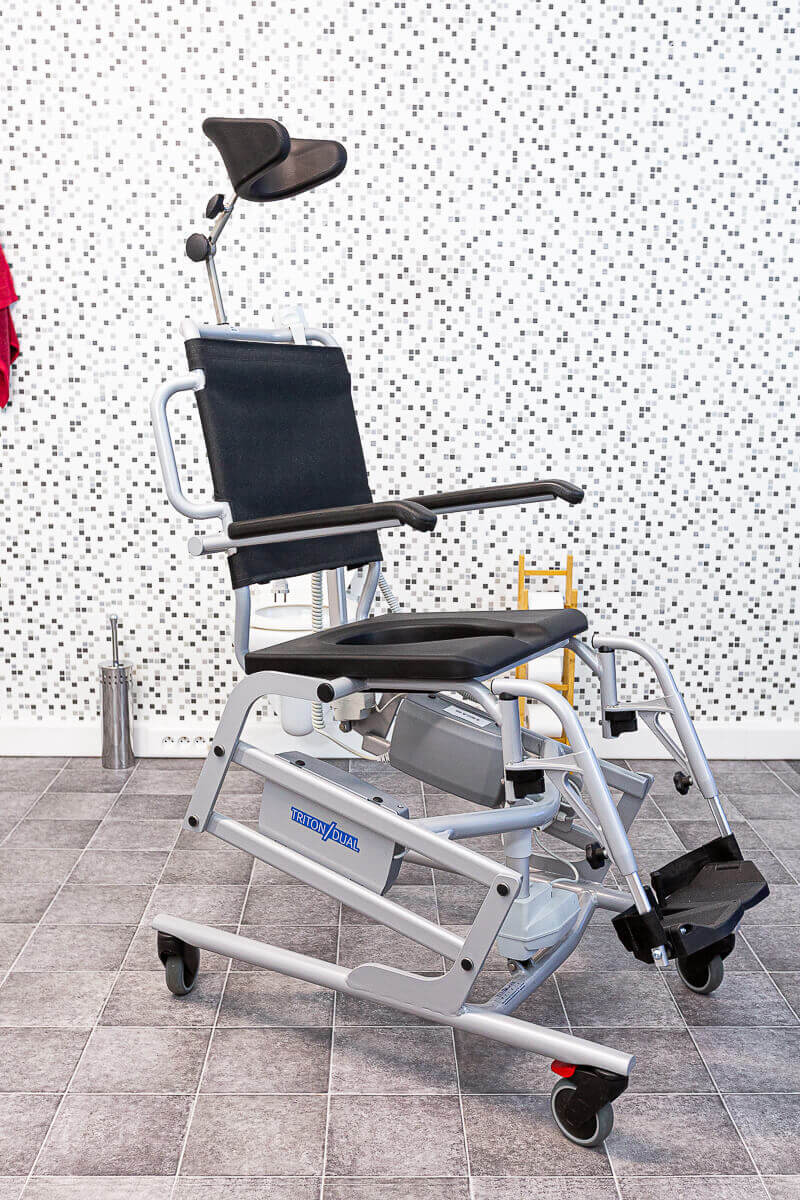 fotel prysznicowo-toaletowy triton dual winncare