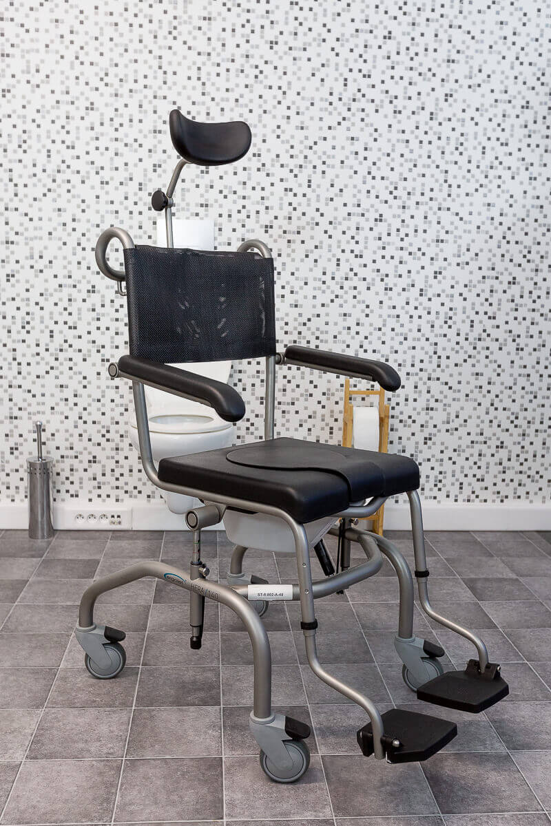 fotel prysznicowo-toaletowy triton dual winncare