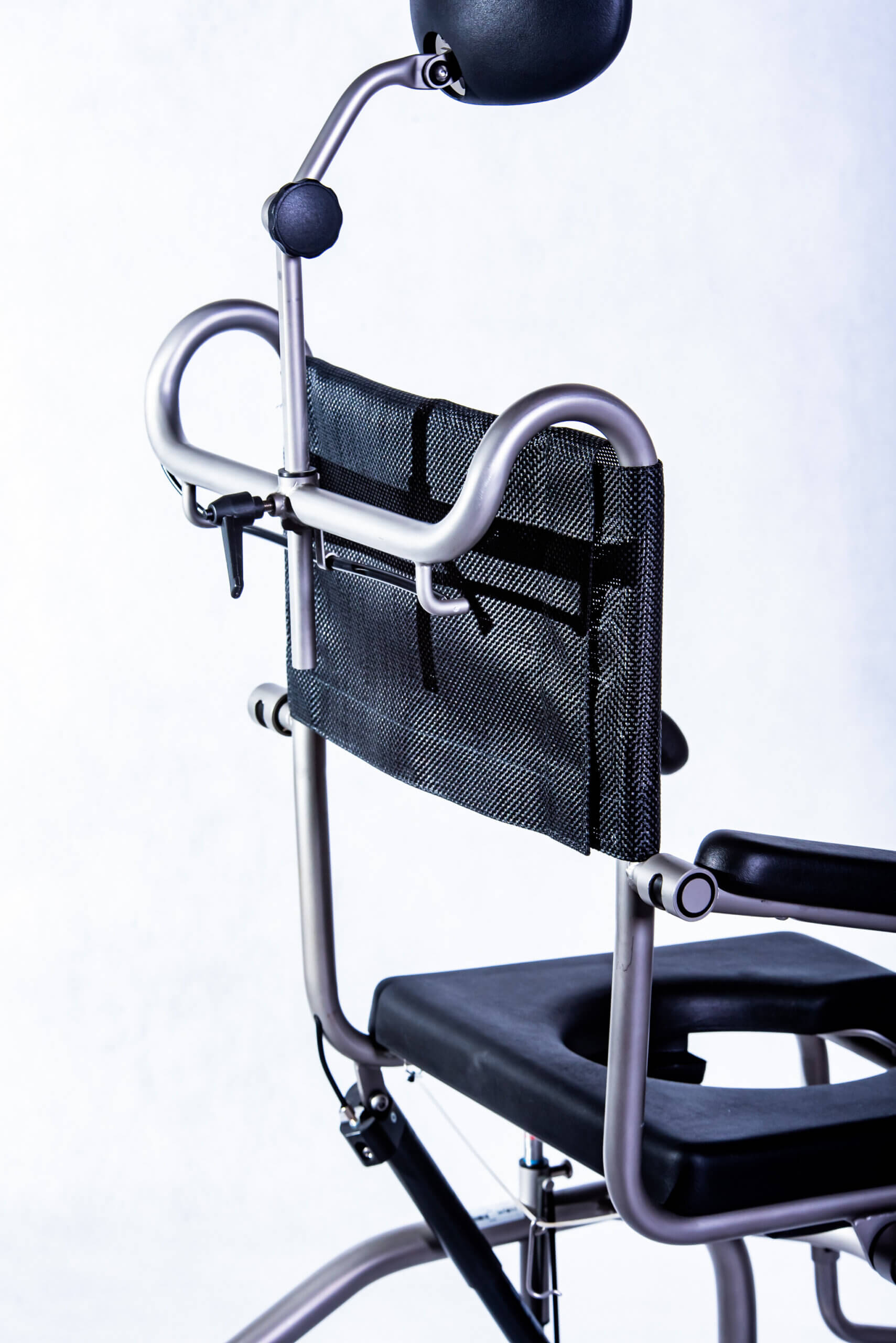 krzesło toaletowe dla niepełnosprawnych