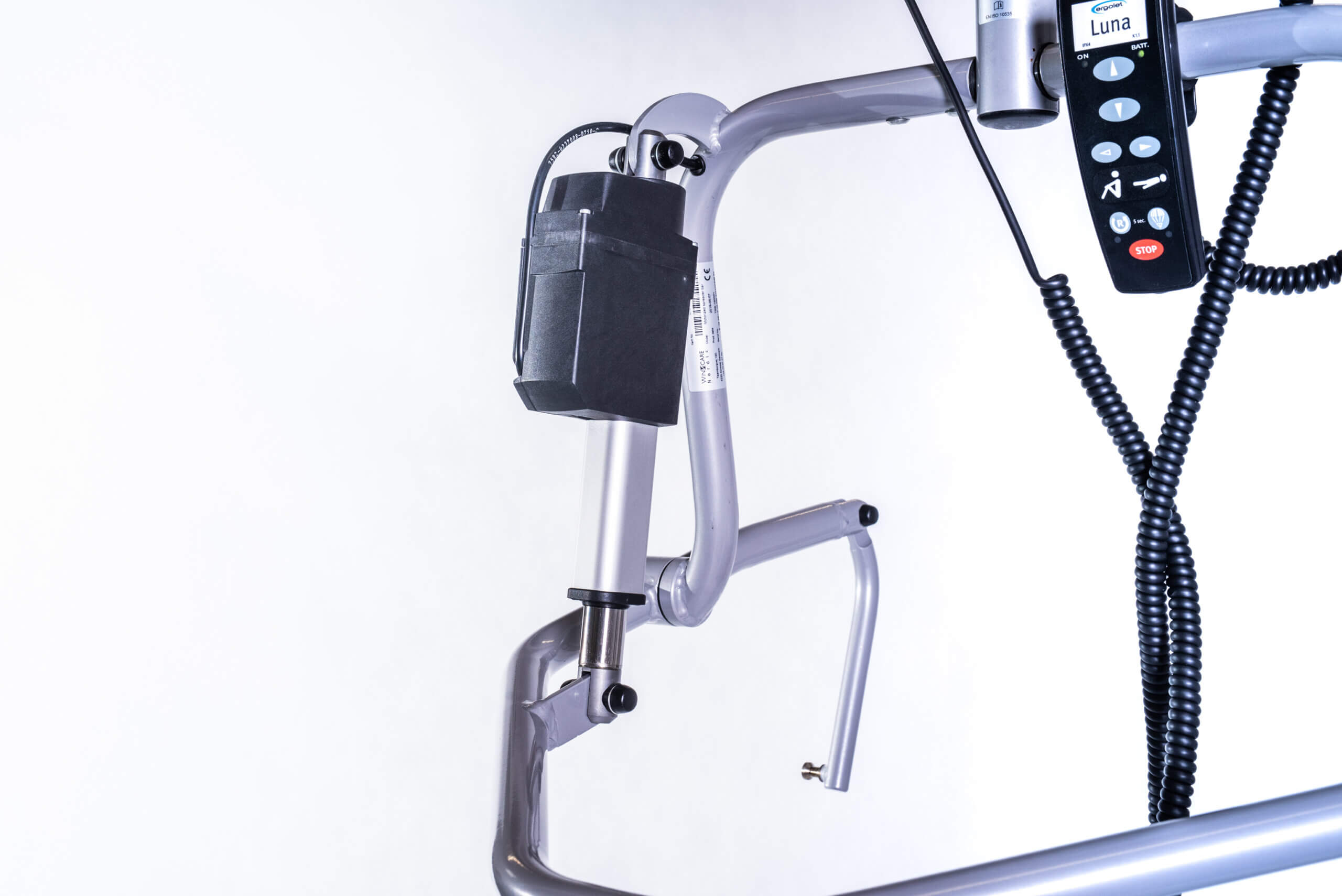 transfer pacjenta za pomocą podnośnika